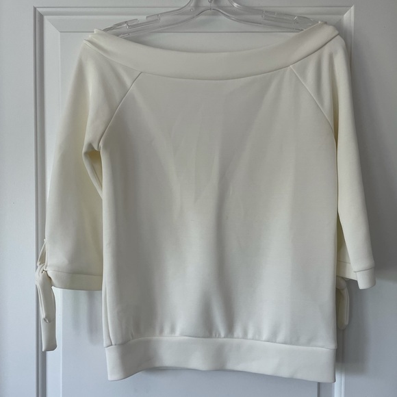 Off the shoulder cream blouse - Picture 1 of 1